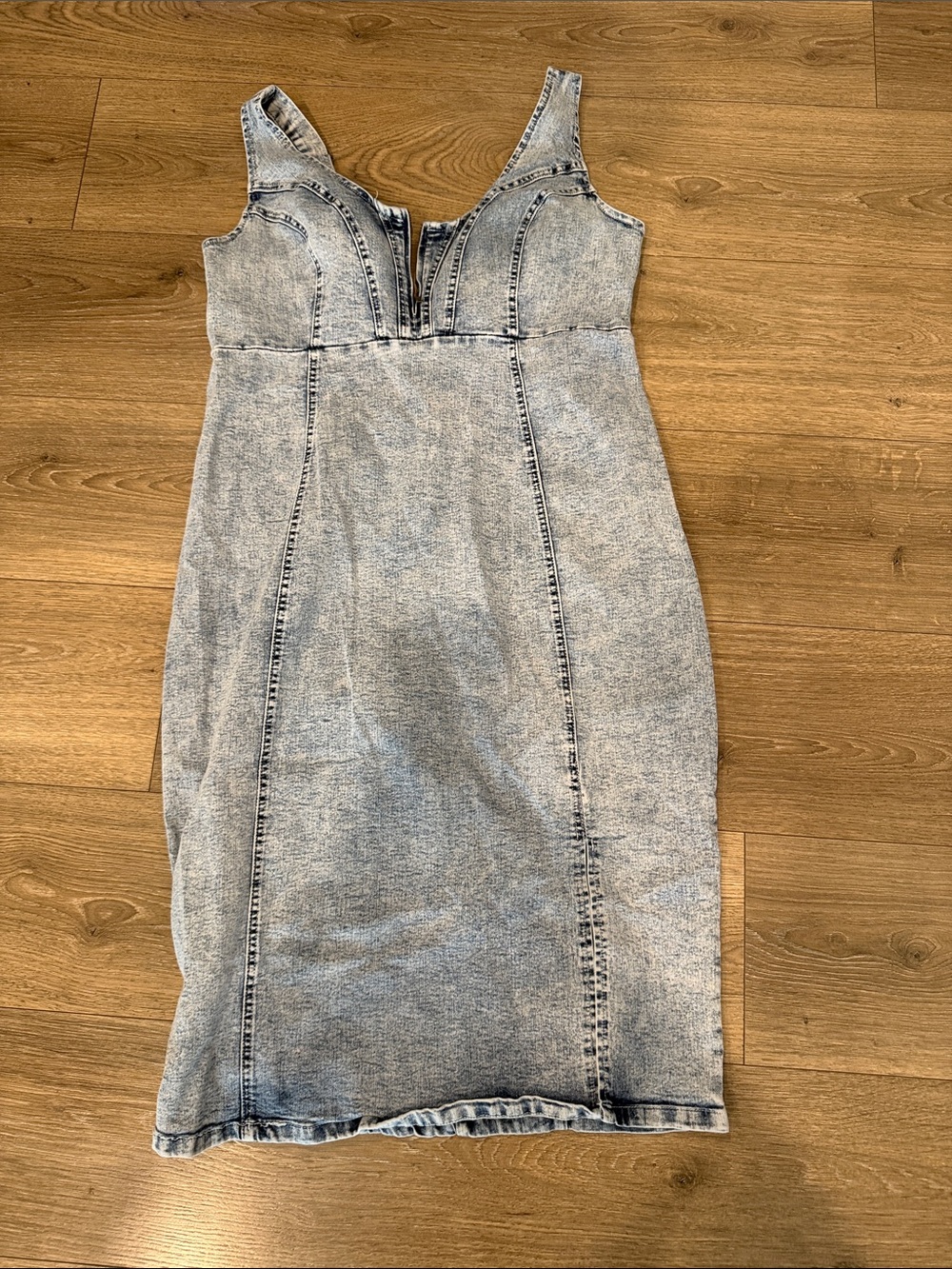Slim-Fit Light Blue Denim-Effect Midi Dress